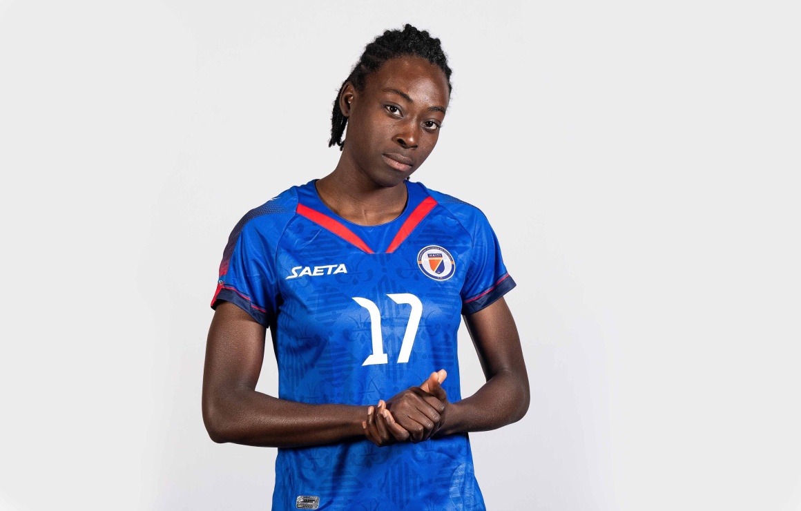 Кики вышла в стартовом составе и провела тайм за национальную команду Гаити