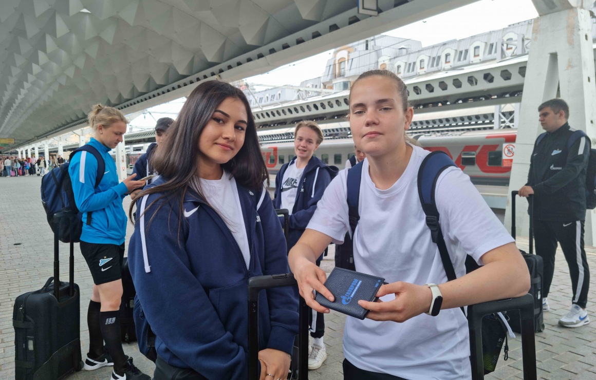 Женская молодежная команда отправилась в Москву