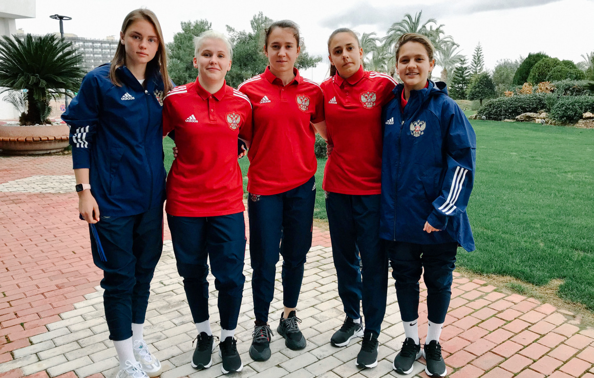 Пять футболисток «Зенита» отправились в молодежную сборную России