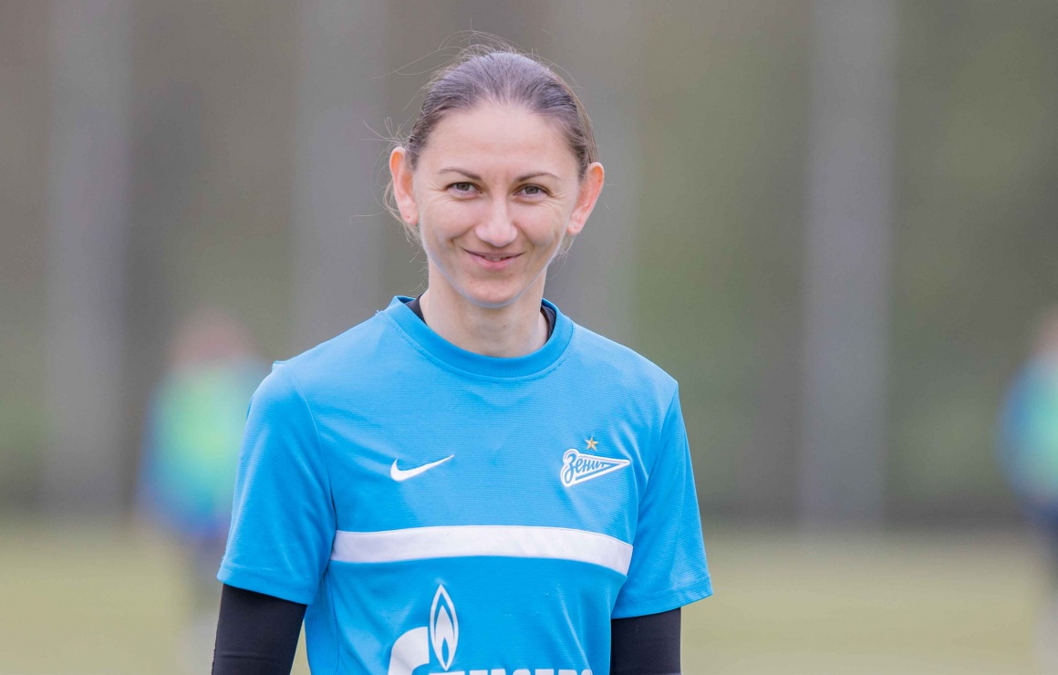 Юлия Гриченко: «До 17 лет не играла в воротах, но как в них встала — больше оттуда не уходила»