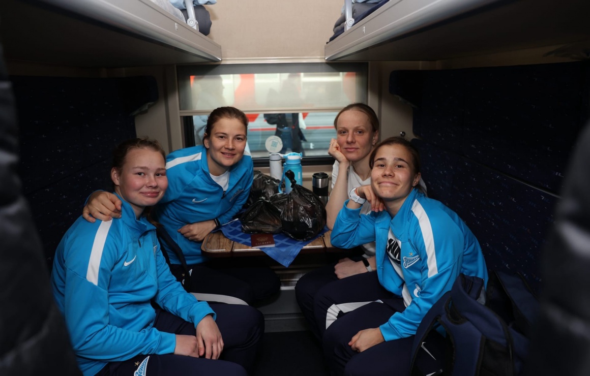 Женская команда отправилась в Ростов-на-Дону